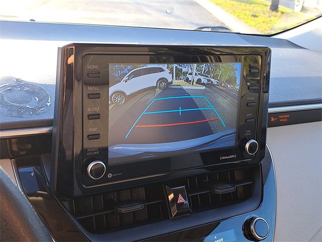 Used 2022 Toyota Corolla LE image 29