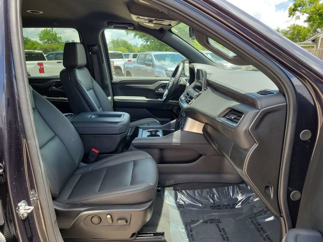 Certified 2023 Chevrolet Suburban LT w/ Luxury Package RWD image 29
