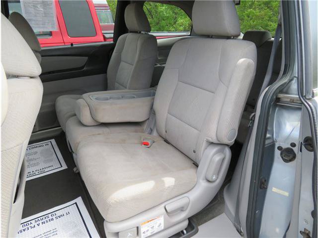 Used 2016 Honda Odyssey SE image 5