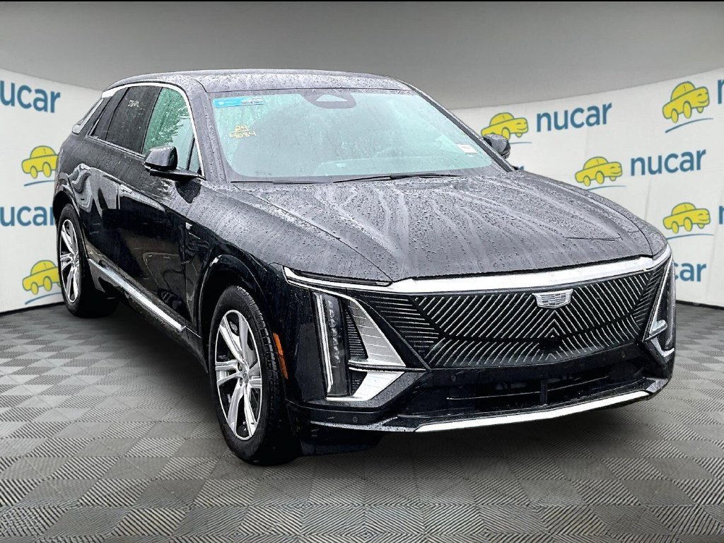 Used 2024 Cadillac Lyriq Tech AWD/4WD image 1