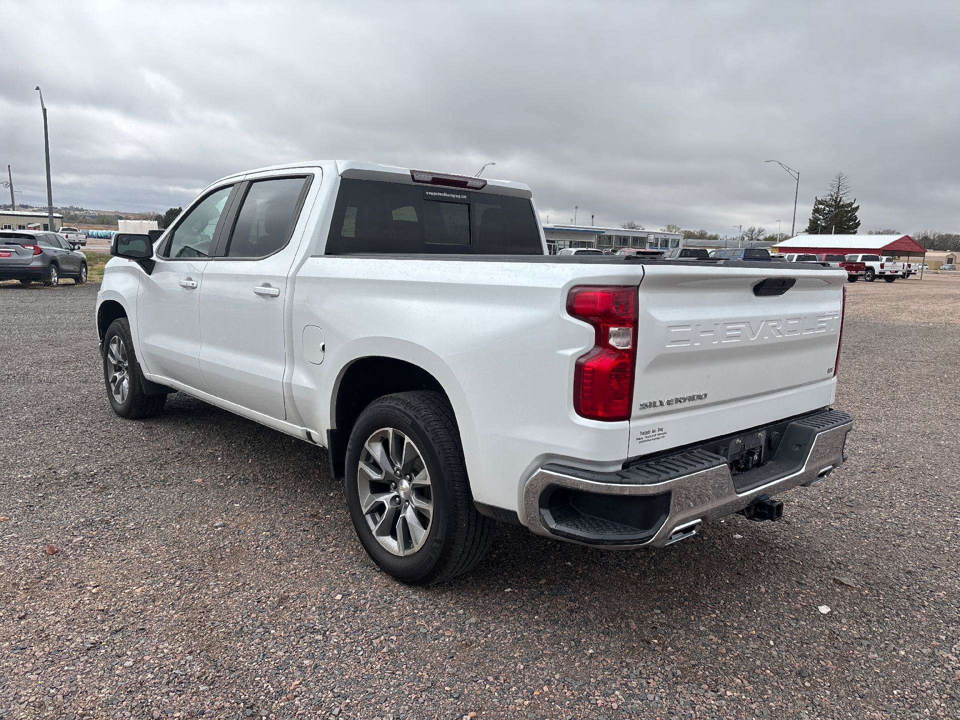 Used 2021 Chevrolet Silverado 1500 LT w/ All Star Edition Plus AWD/4WD image 3