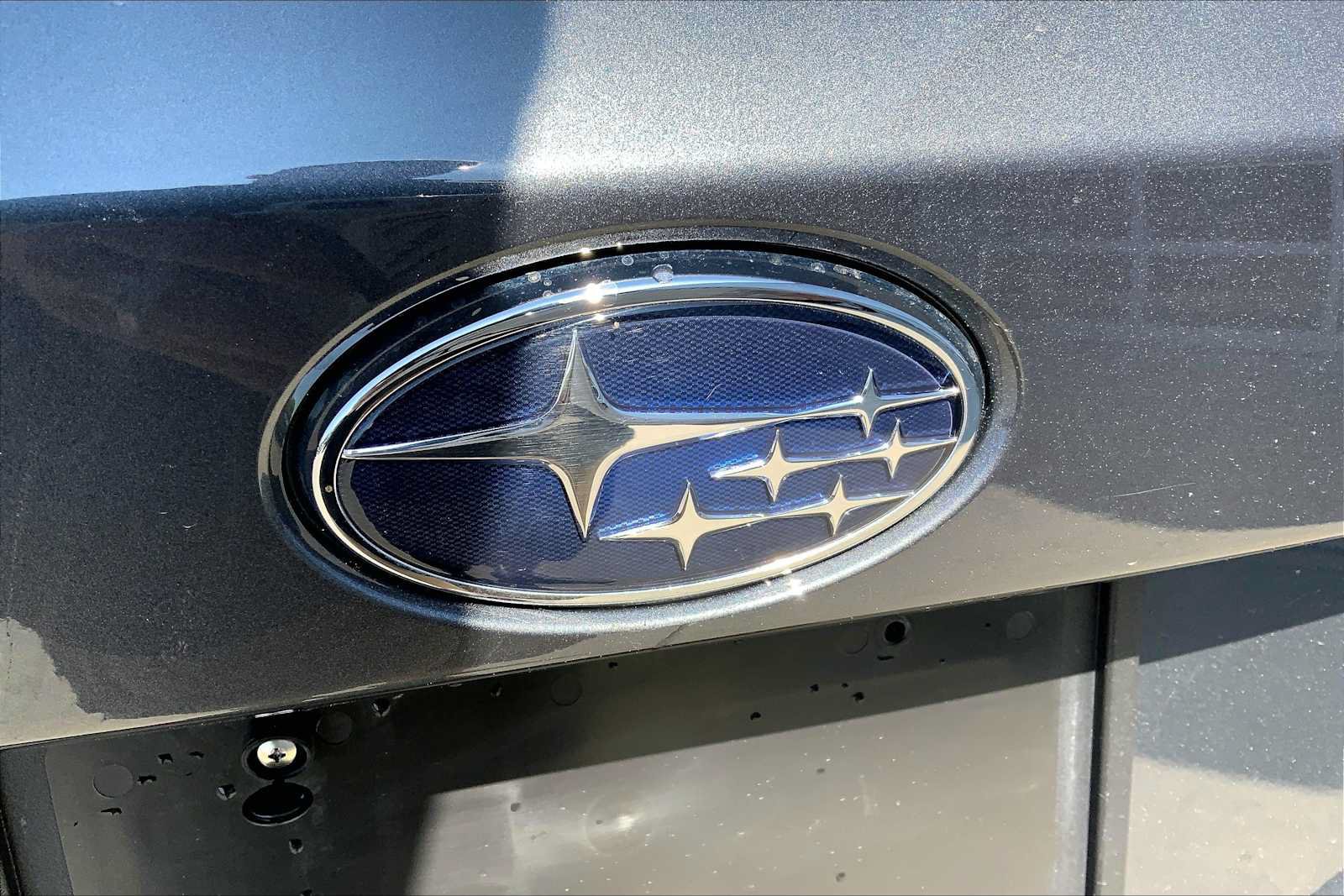 Certified 2025 Subaru Outback Premium AWD/4WD image 32