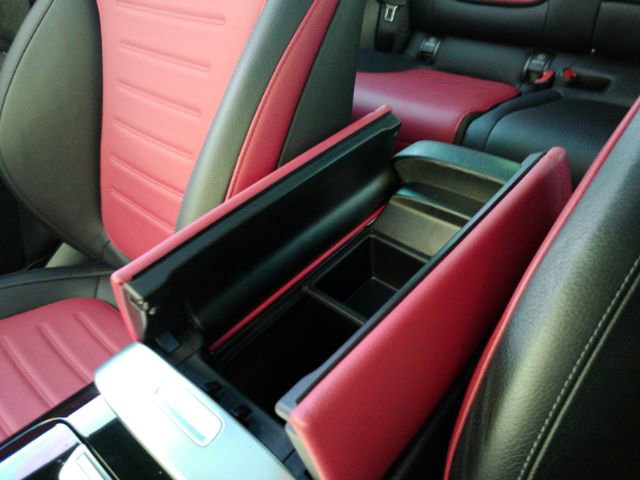 Used 2025 Mercedes-Benz GLC 43 AMG 4MATIC image 50