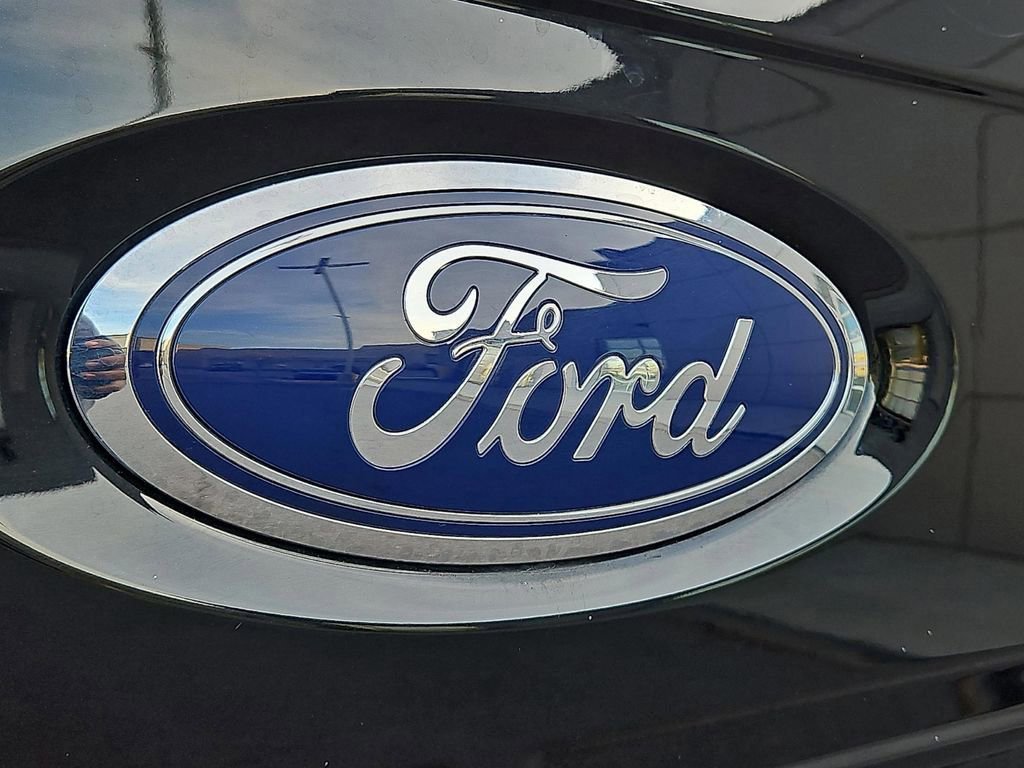Used 2022 Ford F150 XL w/ Equipment Group 101A High RWD image 13