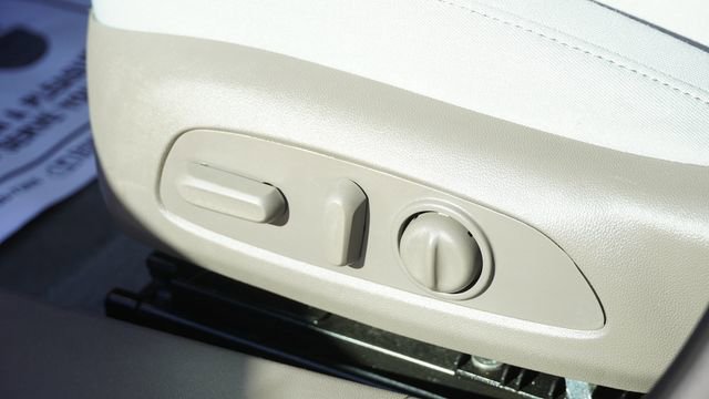 Used 2024 Chevrolet Malibu LT image 19