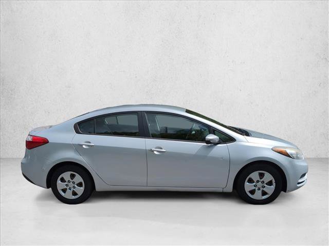 Used 2015 Kia Forte LX FWD image 4