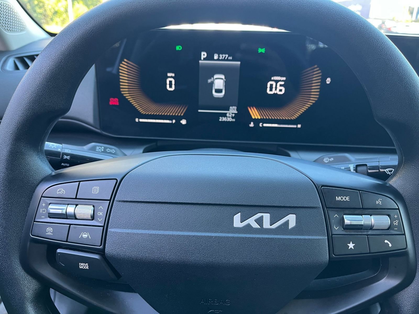 Used 2025 Kia K4 FWD image 27