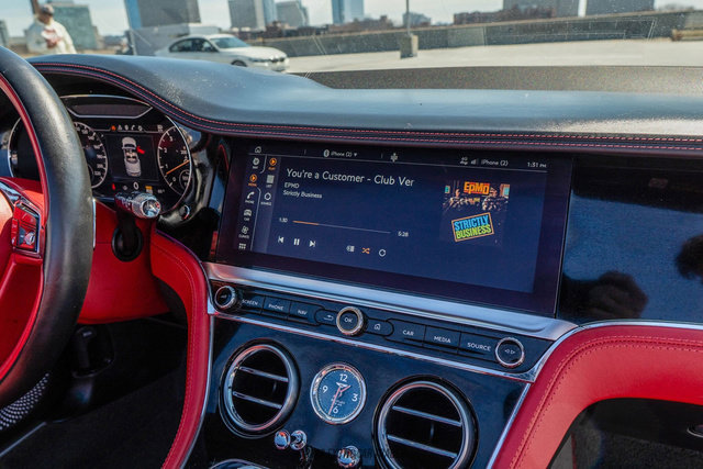 Used 2020 Bentley Continental GT V8 image 64