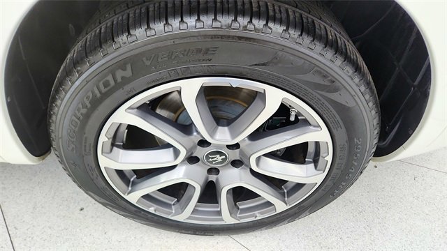 Used 2020 Maserati Levante S image 60