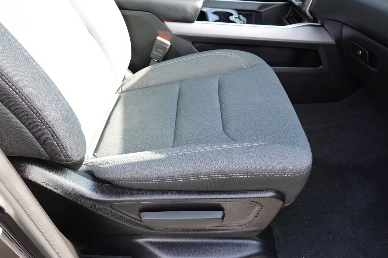Used 2023 RAM 1500 Big Horn image 30