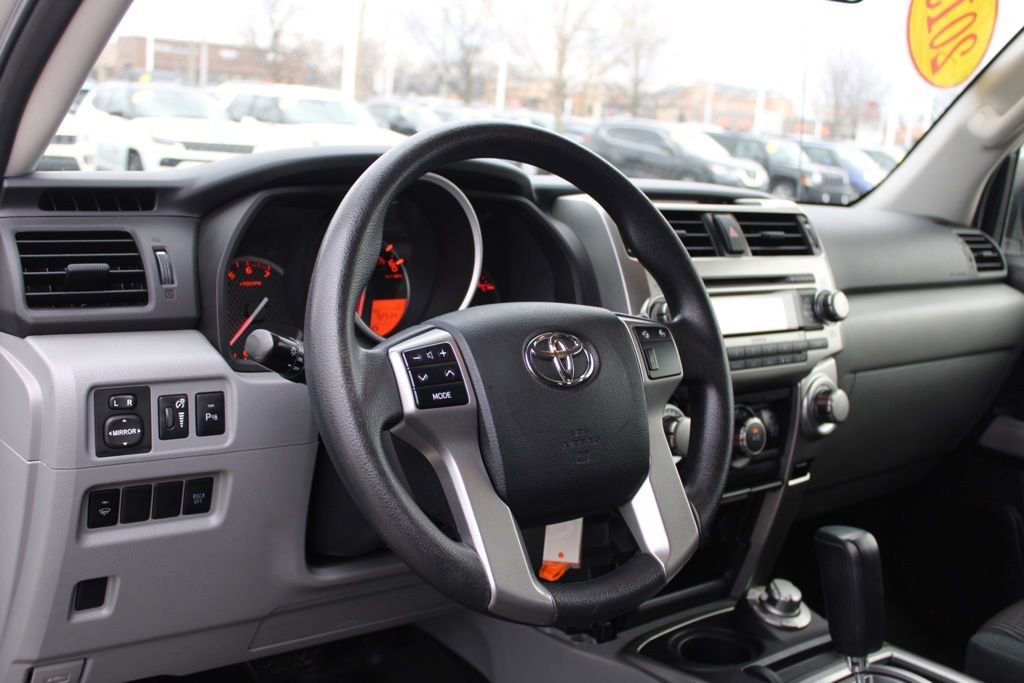 Used 2013 Toyota 4Runner SR5 image 17