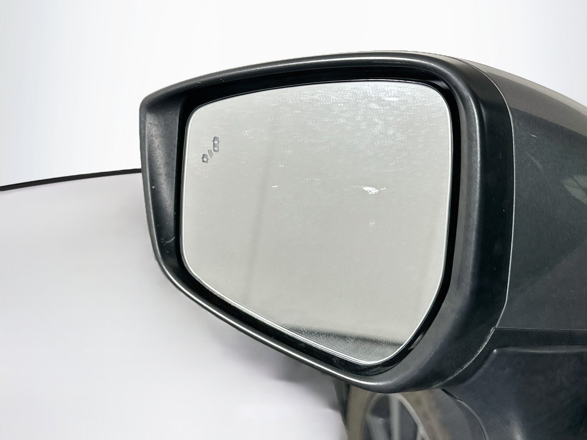 Used 2025 Nissan Versa SV FWD image 16