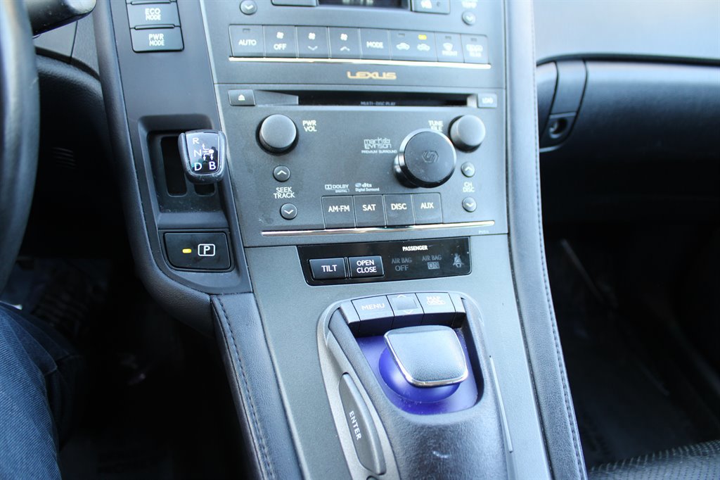 Used 2010 Lexus HS 250h Hybrid Premium image 25