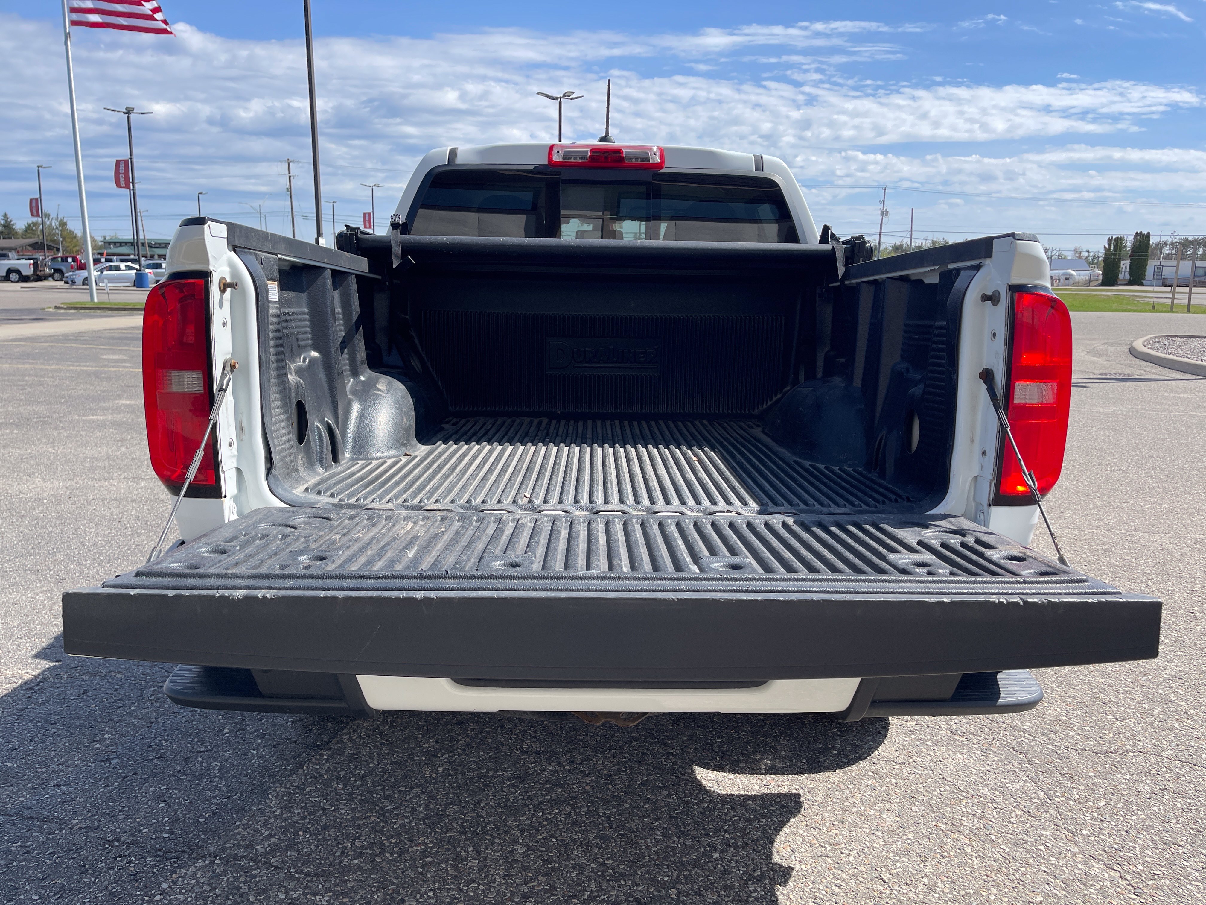 Used 2020 Chevrolet Colorado Z71 AWD/4WD image 8