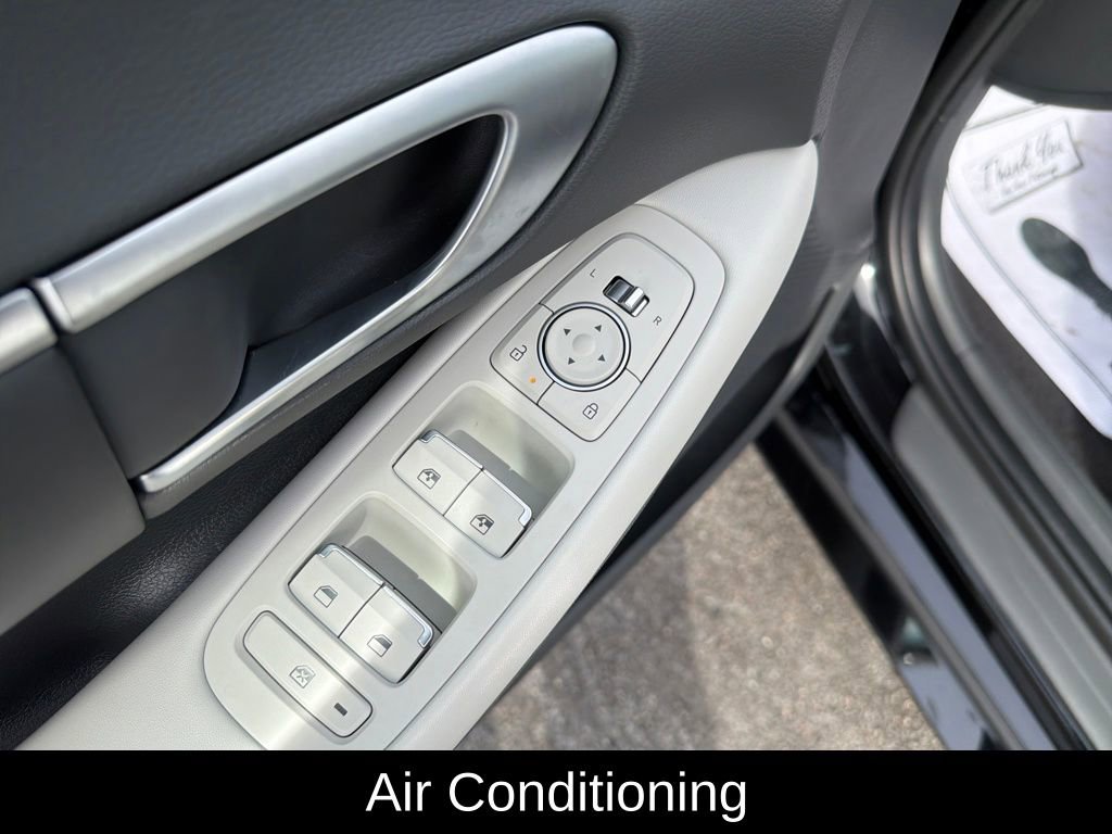 Certified 2024 Hyundai Sonata SEL w/ Convenience Package image 13