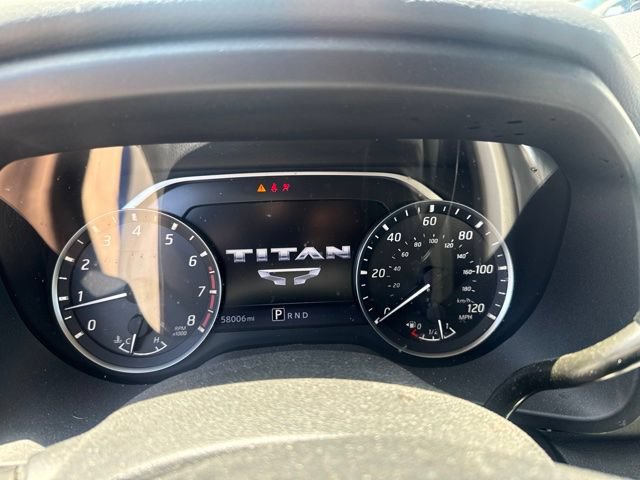 Used 2021 Nissan Titan SV w/ SV Convenience Package RWD image 9
