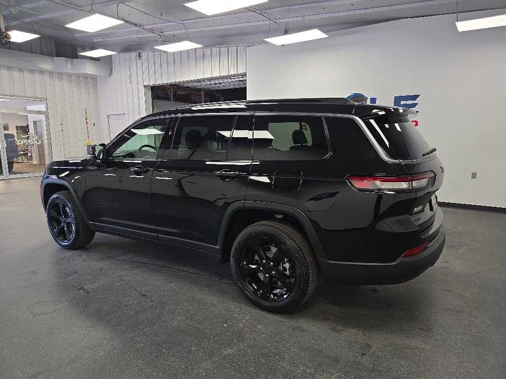 New 2026 Jeep Grand Cherokee L Limited AWD/4WD image 7