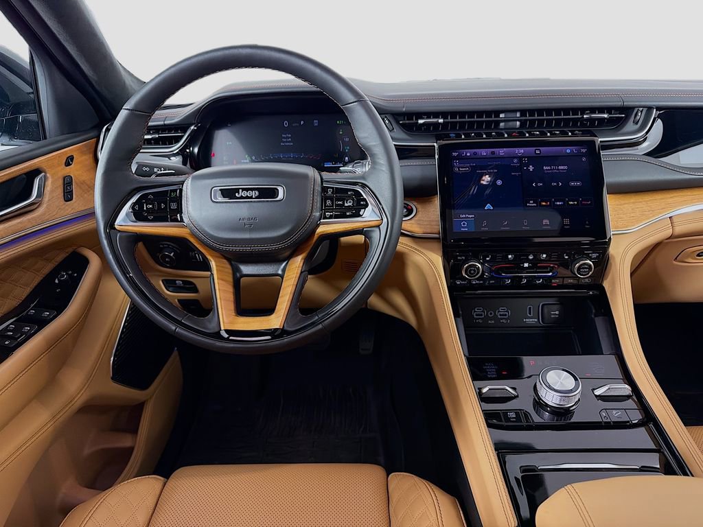 Used 2024 Jeep Grand Cherokee Summit AWD/4WD image 26