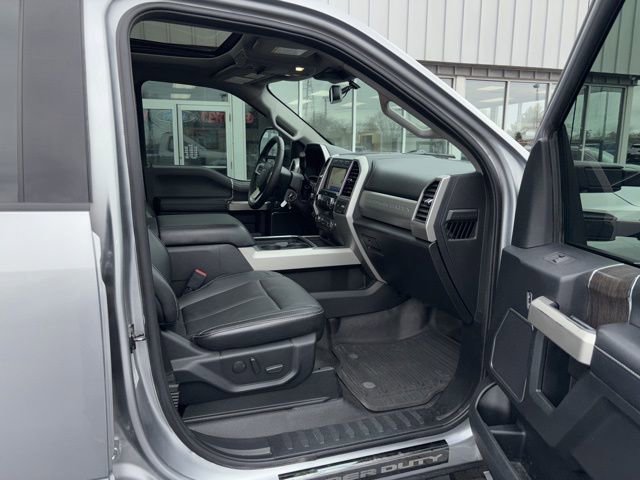 Used 2020 Ford F350 Lariat AWD/4WD image 7