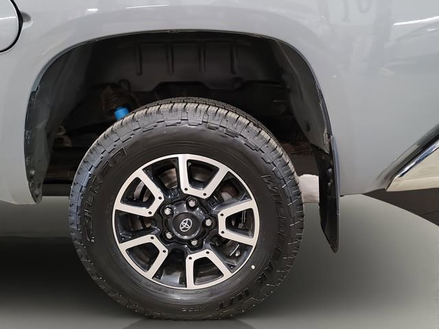 Used 2019 Toyota Tundra SR5 AWD/4WD image 25