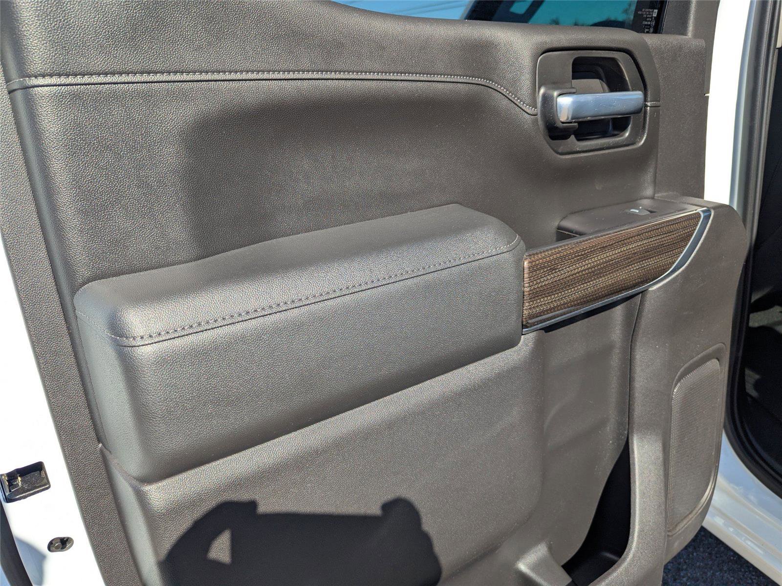 Used 2021 Chevrolet Silverado 1500 RST image 12