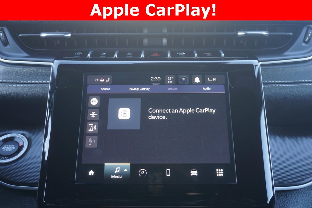 Used 2024 Jeep Grand Cherokee Altitude image 11