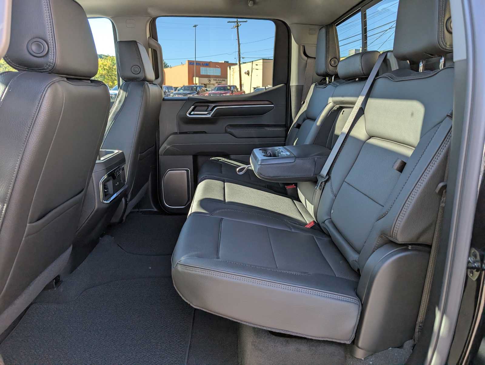 New 2026 GMC Sierra 1500 Denali w/ Denali Reserve Package AWD/4WD image 19