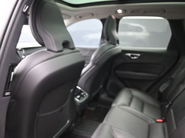 Used 2021 Volvo XC60 T5 Inscription w/ Advanced Package image 23