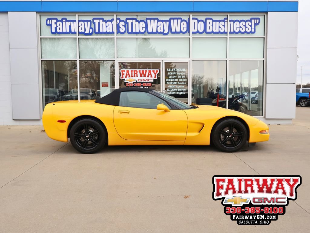 Used 2002 Chevrolet Corvette Convertible w/ Preferred Equipment Group2 RWD image 1