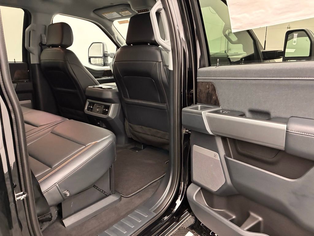 New 2026 Ford F350 Lariat w/ Chrome Package image 31