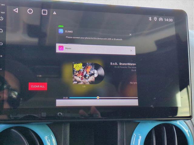 Used 2018 Jeep Wrangler Unlimited Sport w/ Connectivity Group image 13