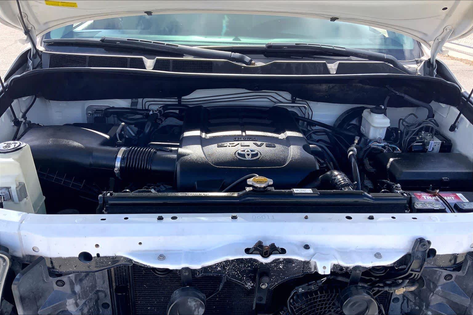 Used 2017 Toyota Sequoia SR5 RWD image 31