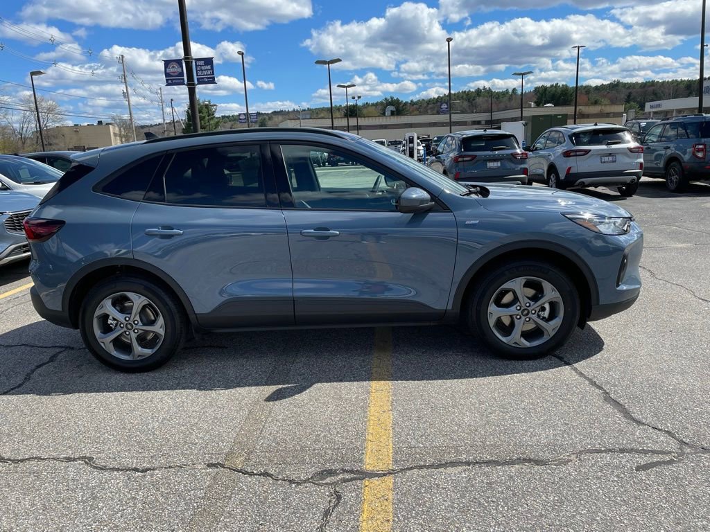 New 2026 Ford Escape ST-Line Select w/ Tech Pack #1 AWD/4WD image 3