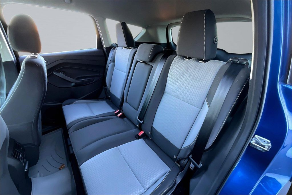 Used 2017 Ford Escape SE w/ Equipment Group 201A AWD/4WD image 22