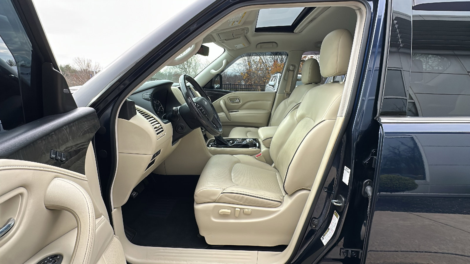 Used 2020 INFINITI QX80 Luxe w/ Proassist Package image 13