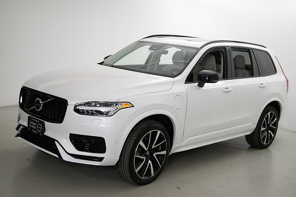 Used 2023 Volvo XC90 T8 Plus w/ Protection Package Premier AWD/4WD image 6