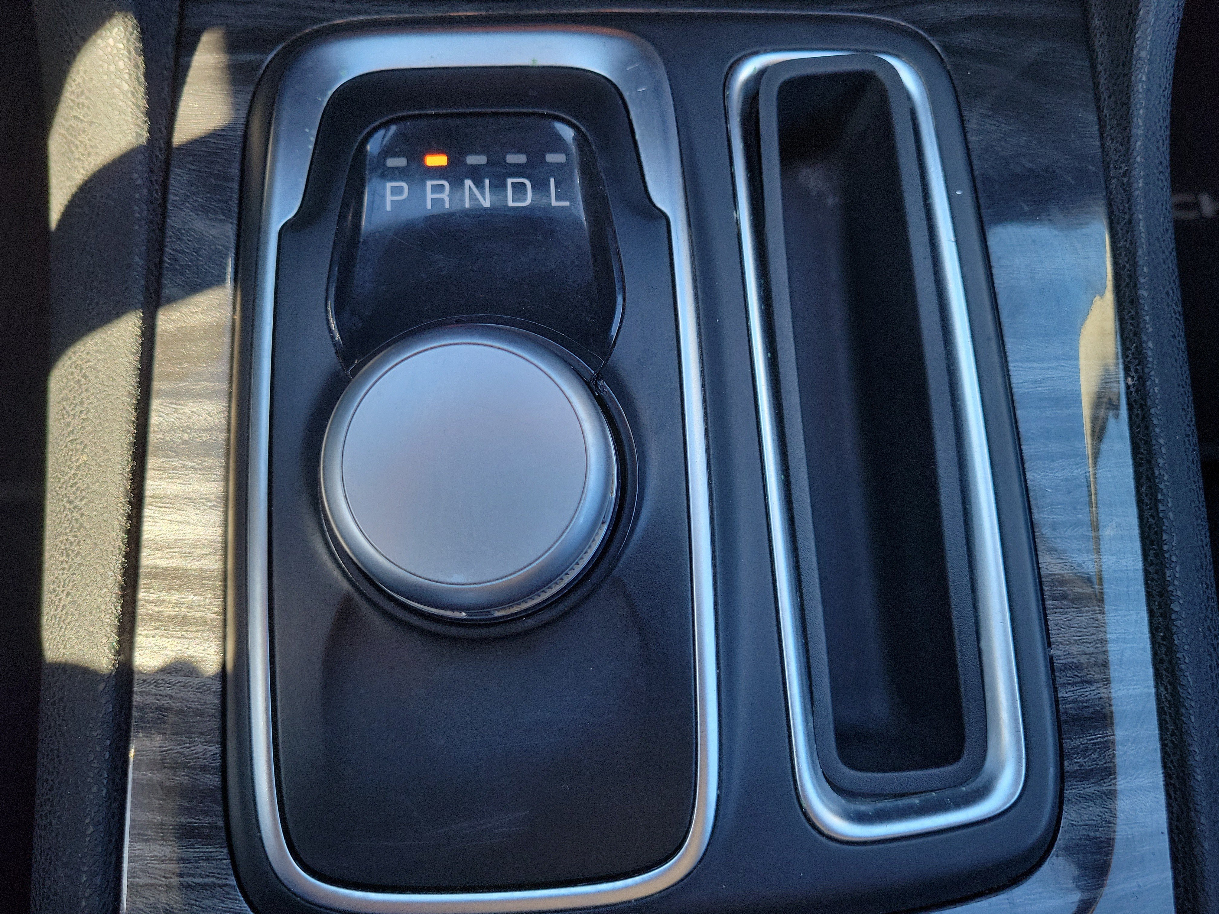 Used 2019 Chrysler 300 Touring RWD image 22