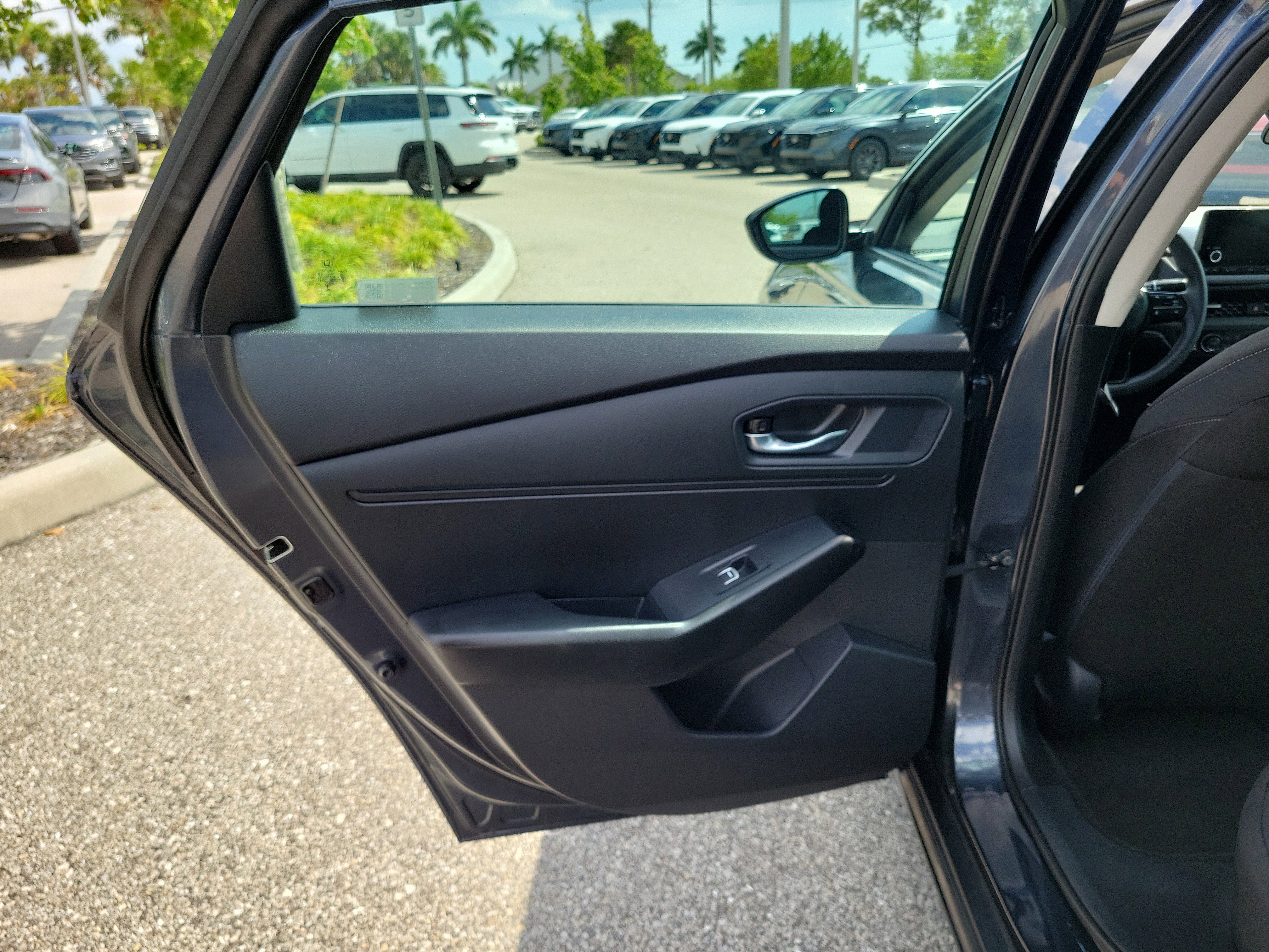 Used 2023 Honda Accord EX image 14