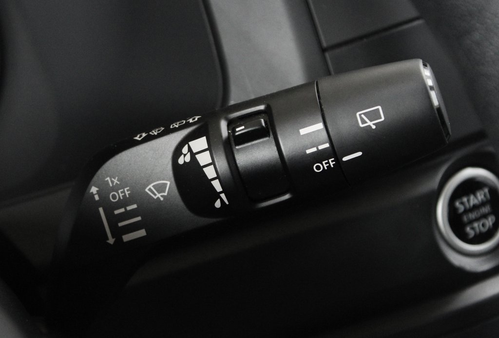 Certified 2024 Nissan Pathfinder S image 32