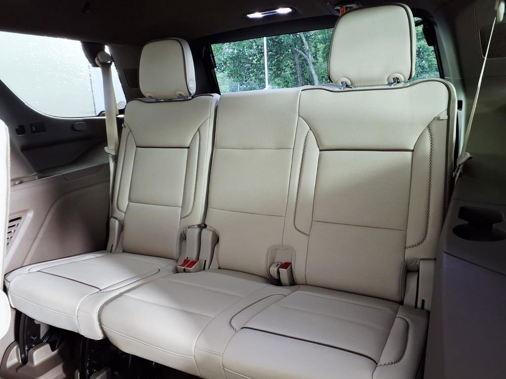 New 2026 GMC Yukon Denali RWD image 9