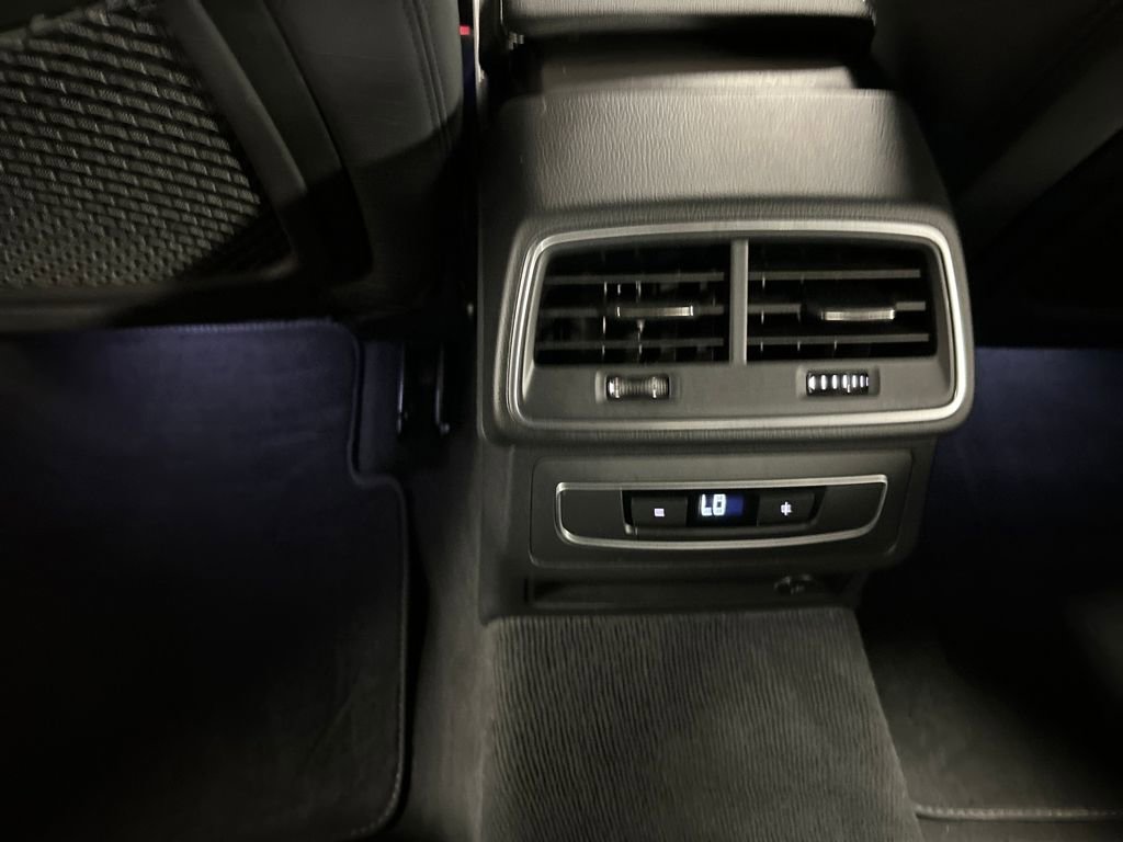 Used 2024 Audi A6 Premium Plus image 21