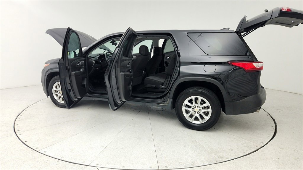 Used 2018 Chevrolet Traverse LS image 11