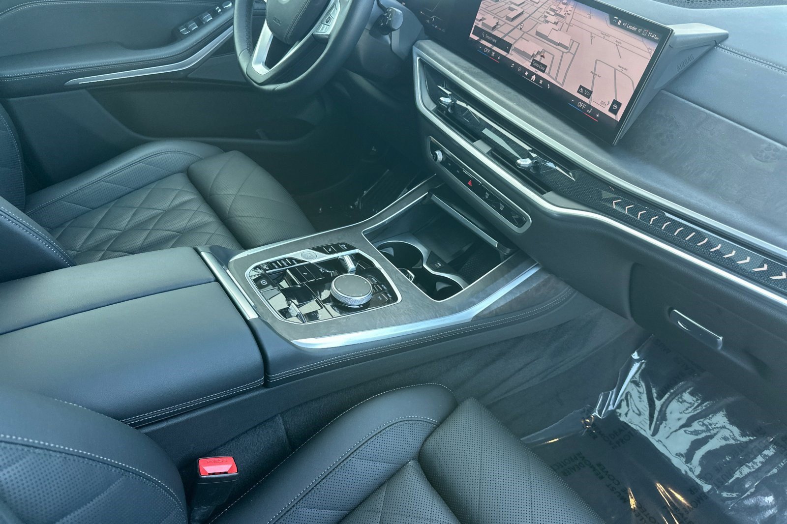 Used 2024 BMW X7 xDrive40i AWD/4WD image 34
