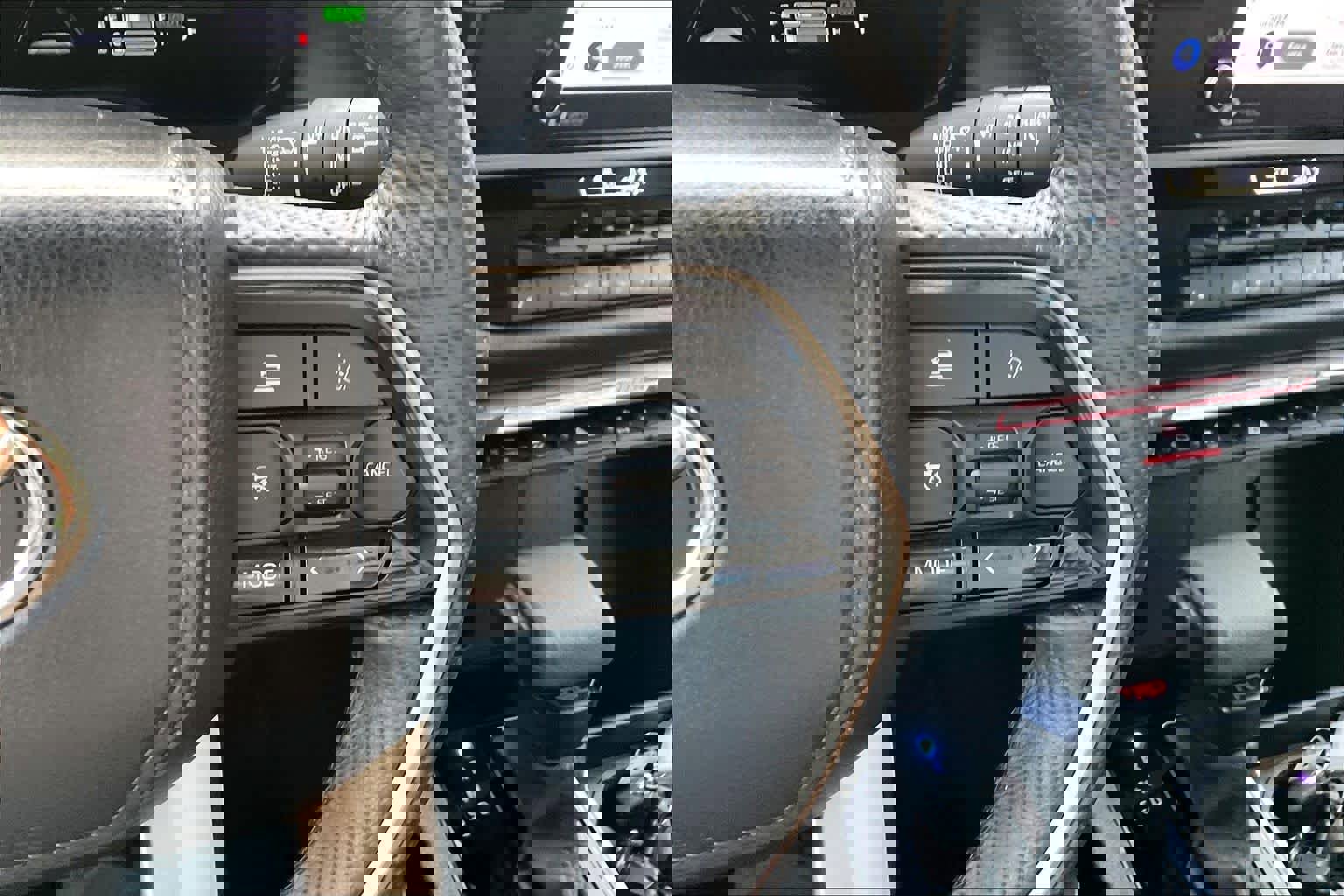 Used 2024 Toyota Sequoia SR5 w/ TRD Off-Road Package AWD/4WD image 25