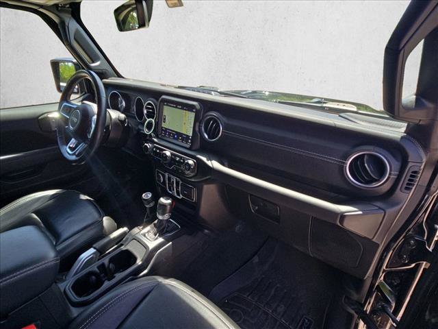 Used 2021 Jeep Wrangler Unlimited Sahara w/ Cold Weather Group AWD/4WD image 22