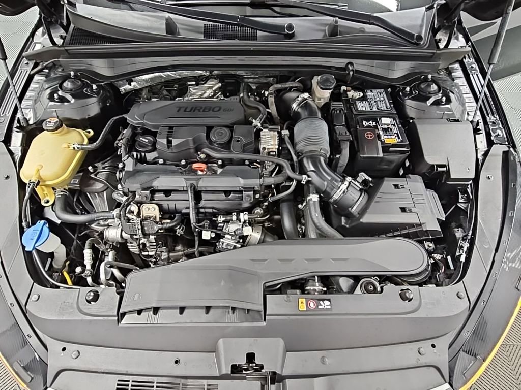 Used 2023 Kia K5 GT-Line image 40