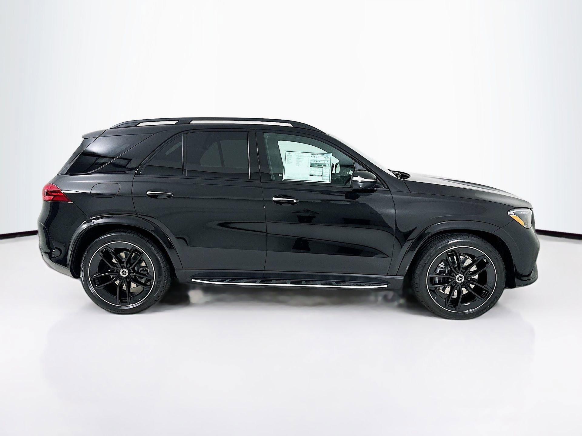New 2026 Mercedes-Benz GLE 580 4MATIC image 9