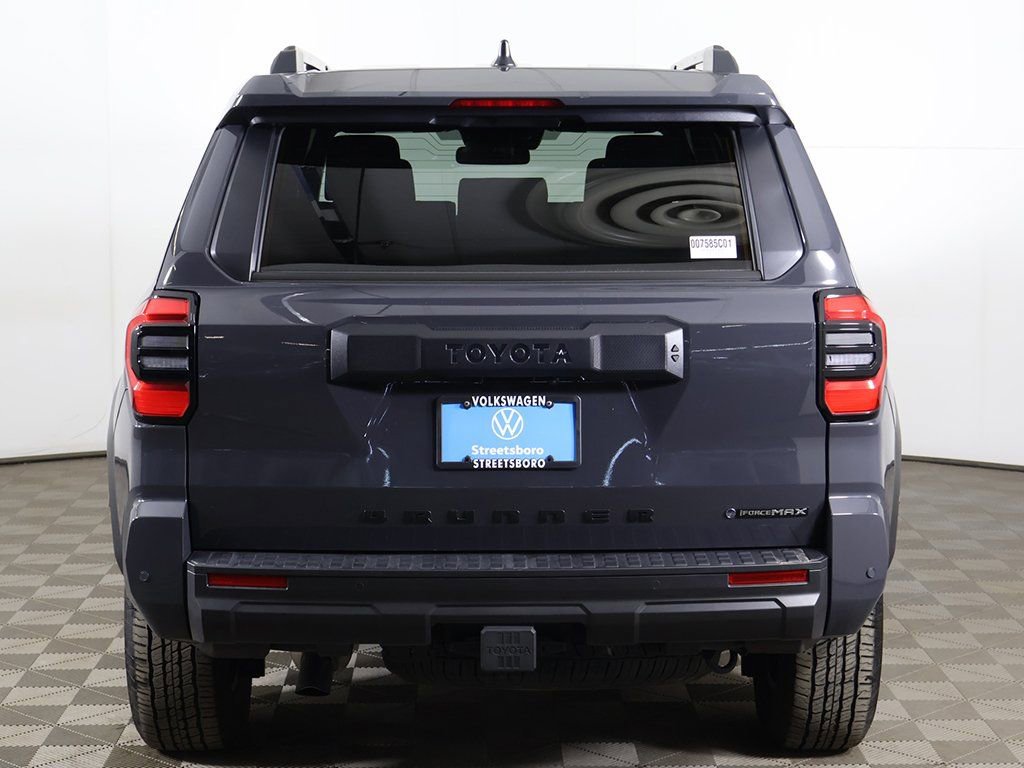 Used 2025 Toyota 4Runner TRD Off-Road AWD/4WD image 12