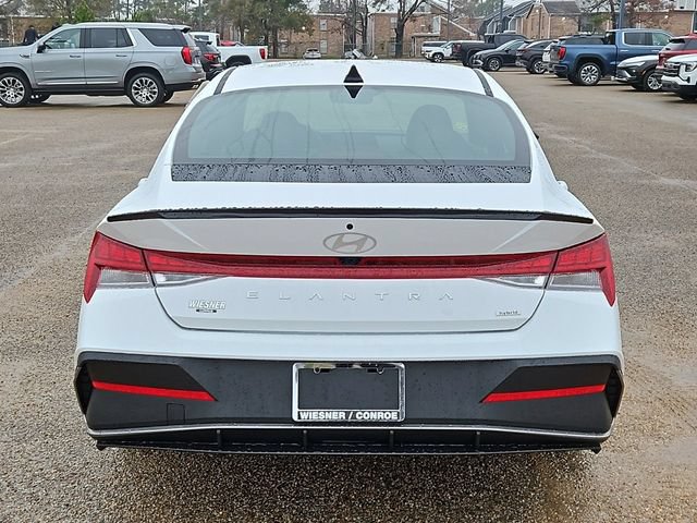Used 2025 Hyundai Elantra SEL FWD image 6