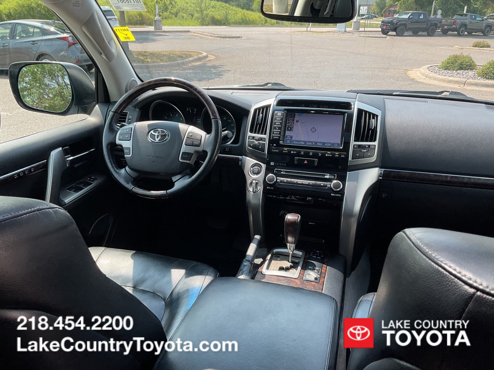 Used 2014 Toyota Land Cruiser AWD/4WD image 22